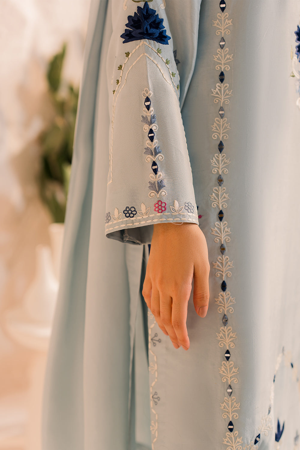 Elsa | Ready to Ship