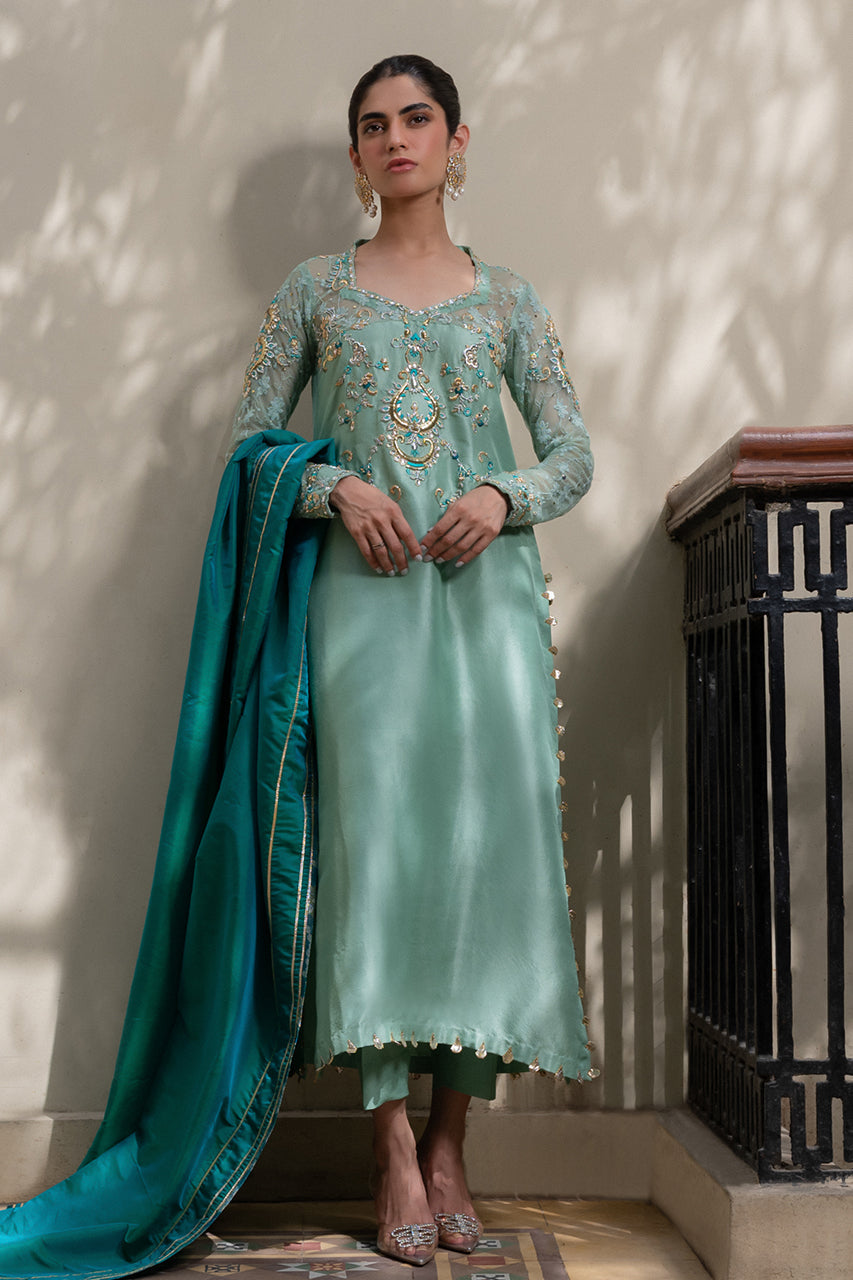 Nadia Farooqui