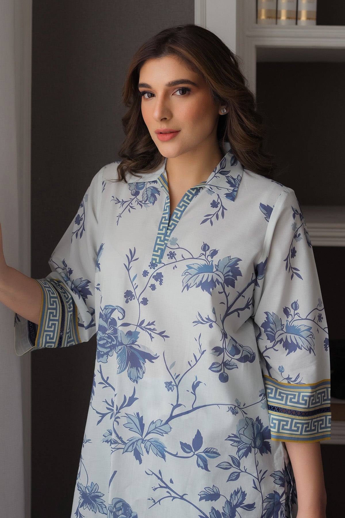 https://cdn.shopify.com/s/files/1/0704/5916/2937/files/MIL05879.jpg?v=1752139970