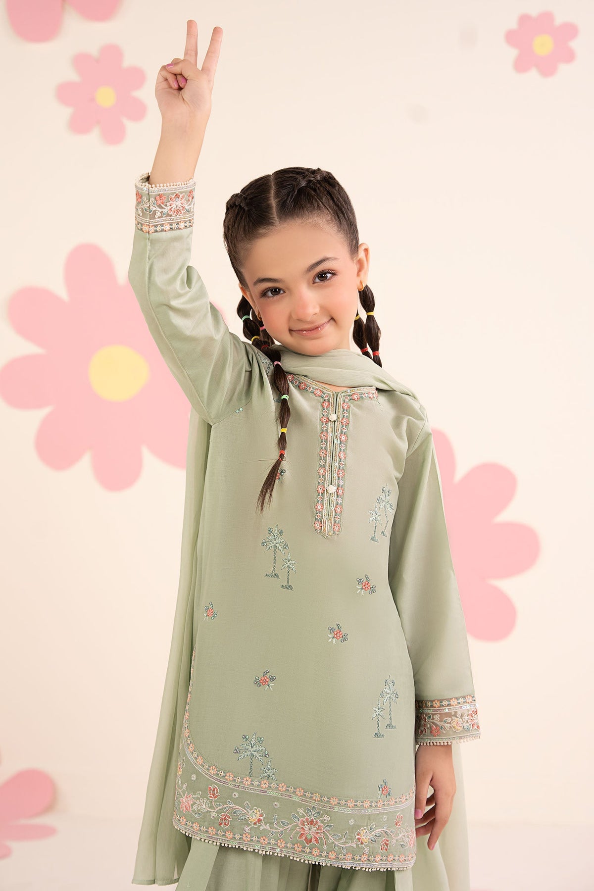 3 Piece Embroidered Lawn Suit