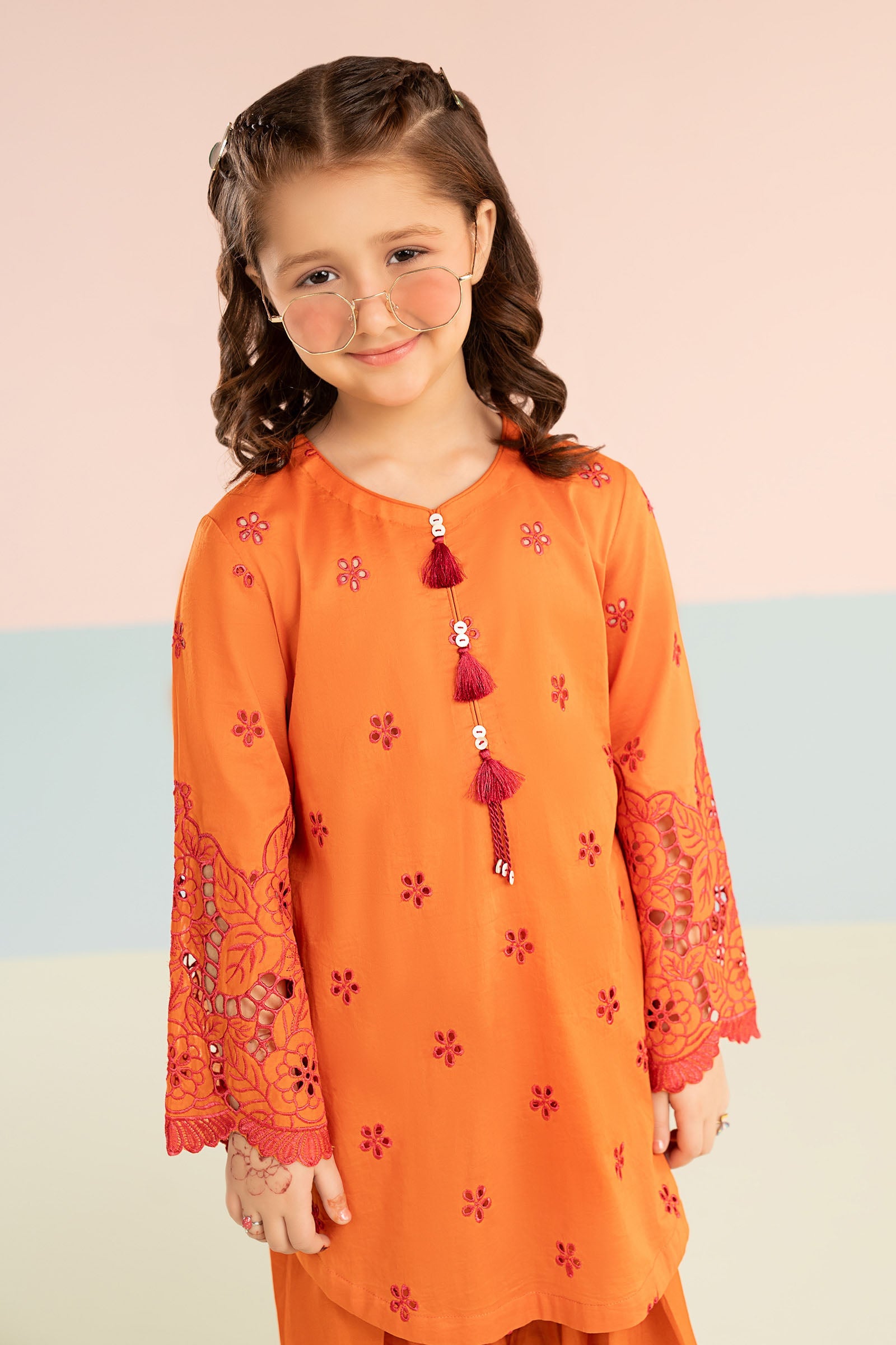 https://cdn.shopify.com/s/files/1/0620/8788/9062/files/MKDEF2630OrangeCloseup_G.jpg?v=1768807578