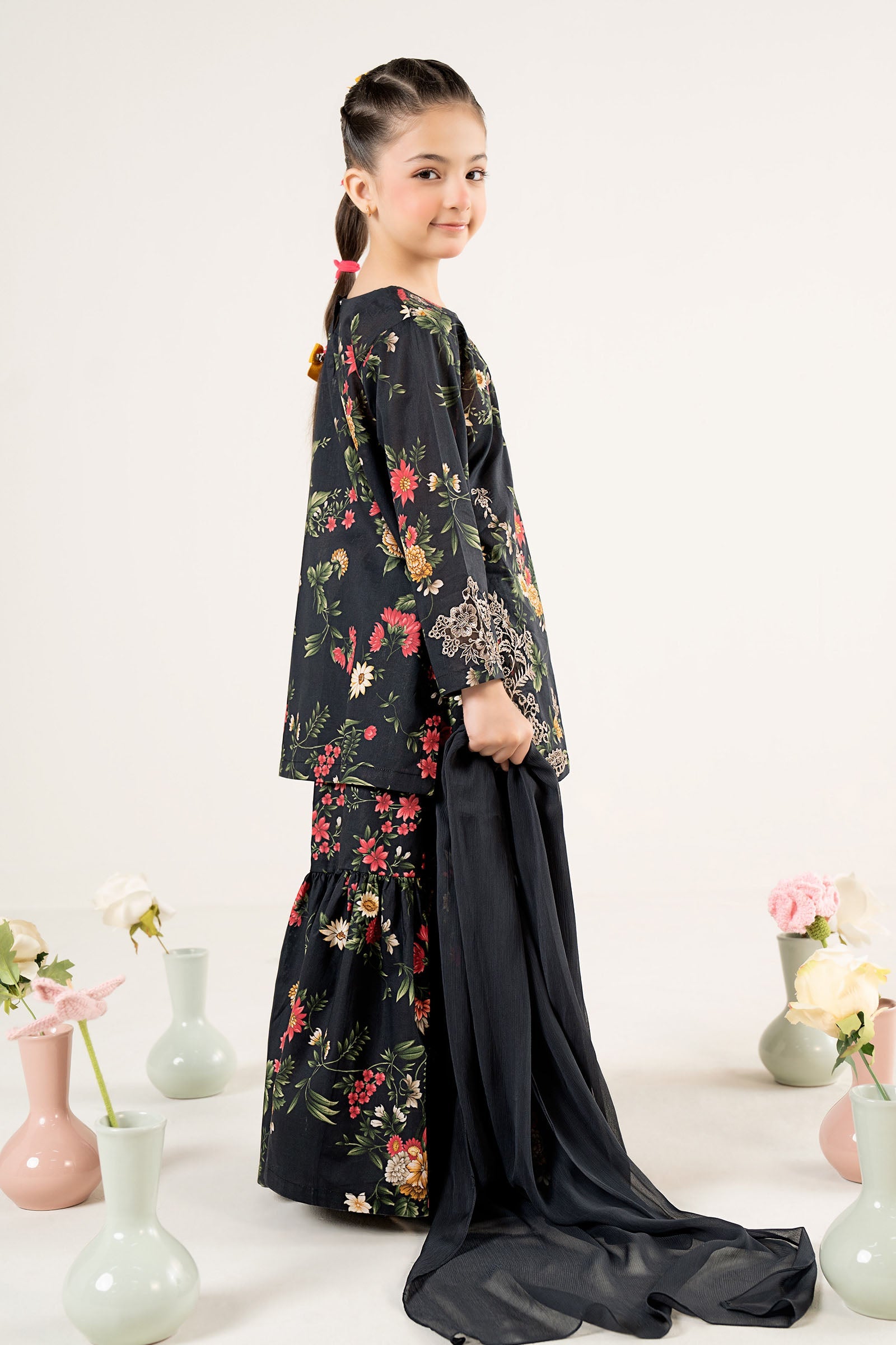 3 Piece Embroidered Lawn Suit