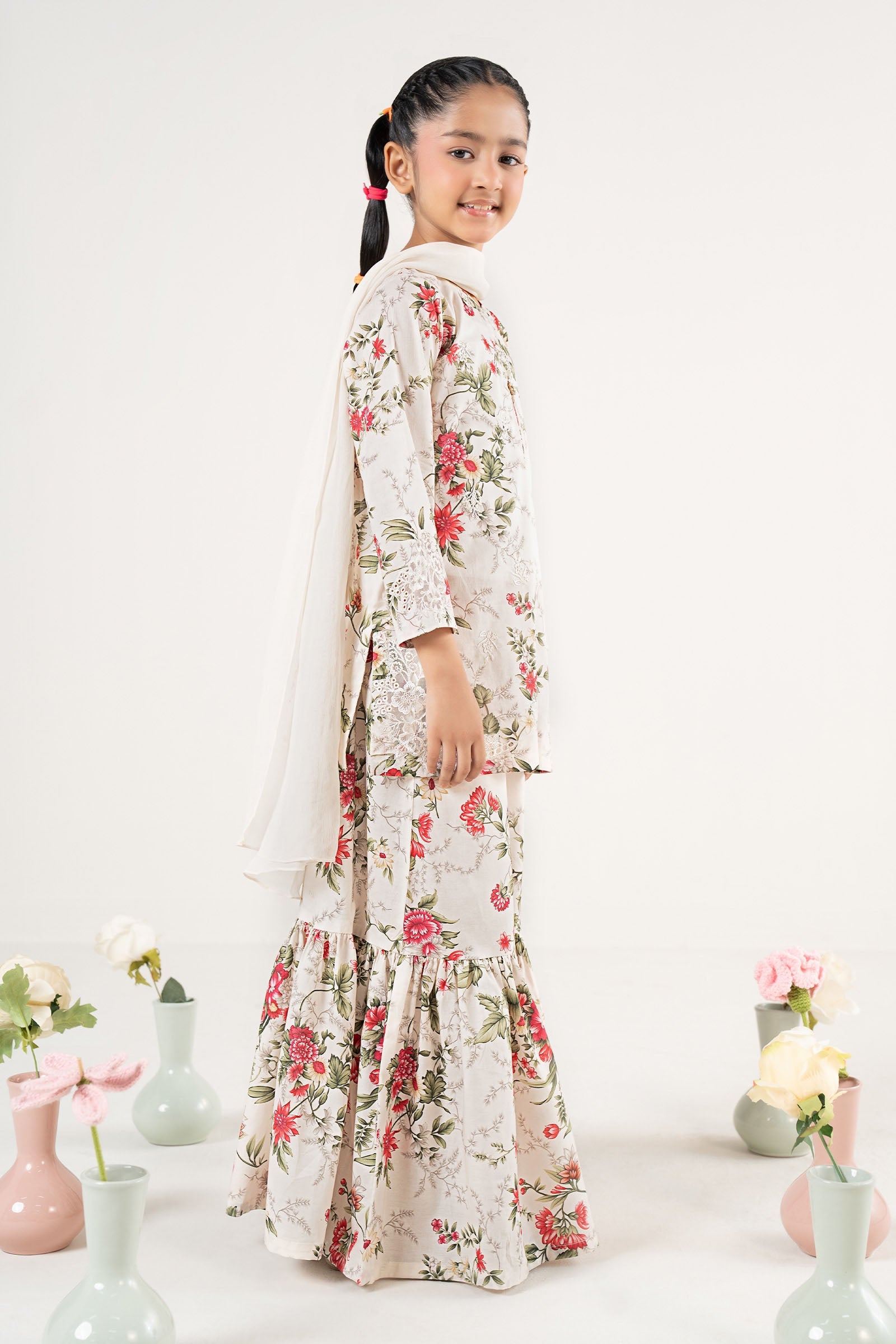 3 Piece Embroidered Lawn Suit