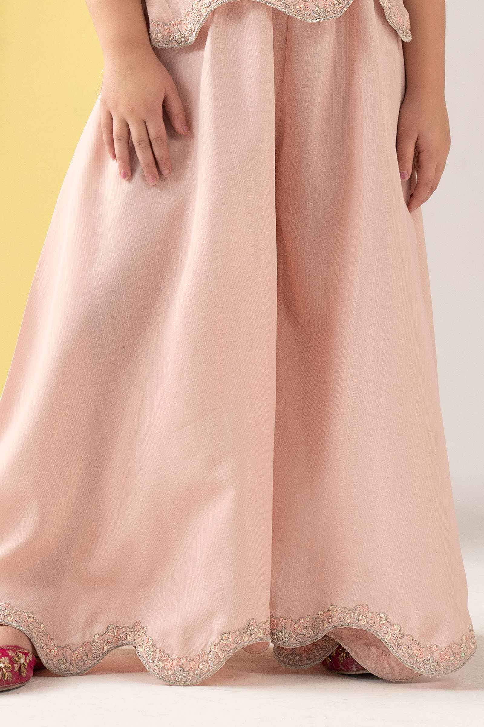 https://cdn.shopify.com/s/files/1/0620/8788/9062/files/MKSEA2601Closeup_F.jpg?v=1773739714