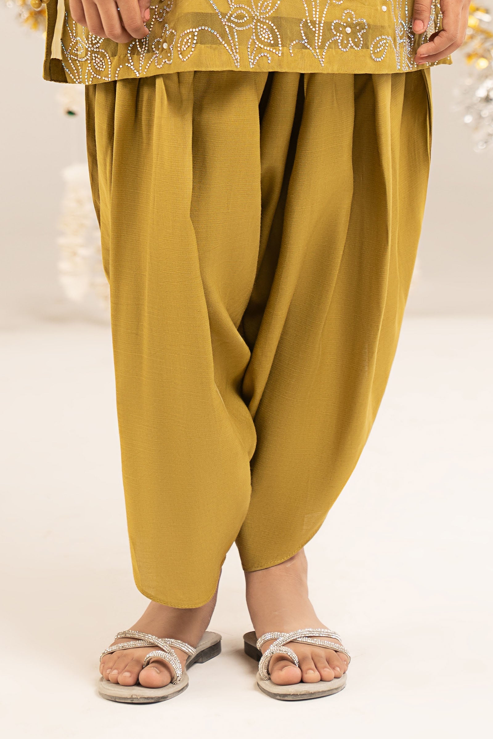 https://cdn.shopify.com/s/files/1/0620/8788/9062/files/MKSEF2610GreenCloseup_G.jpg?v=1771482856