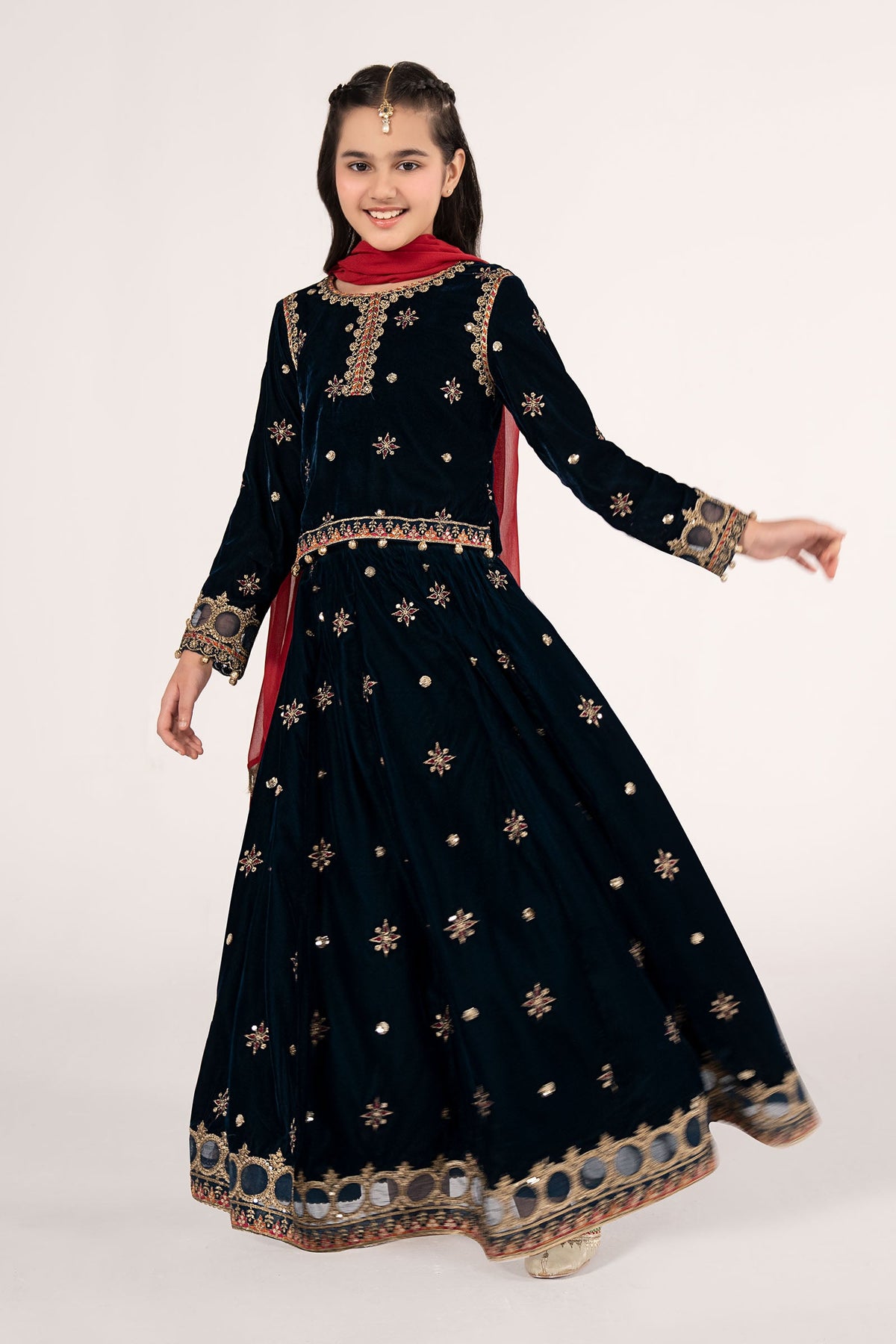 3 Piece Embroidered Velvet Suit