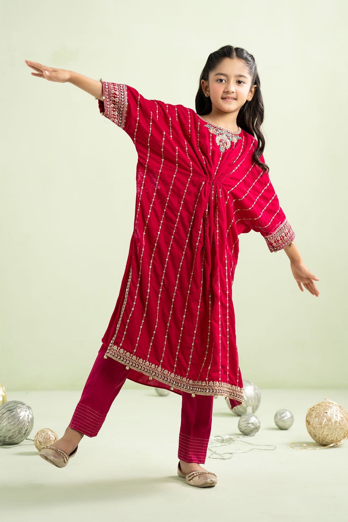 2 Piece Embroidered Velvet Suit