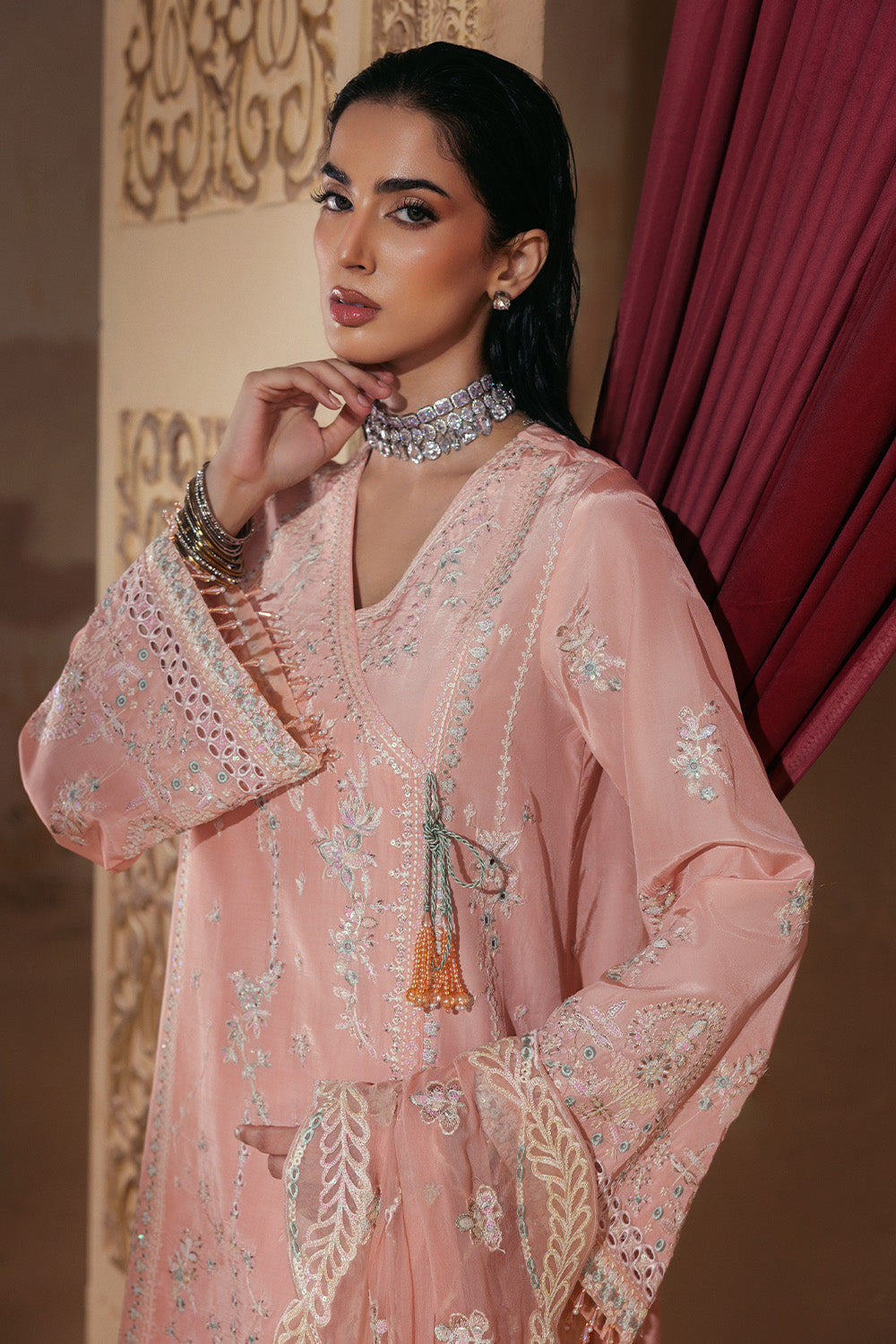 ALINA FORMALS - MSU7103