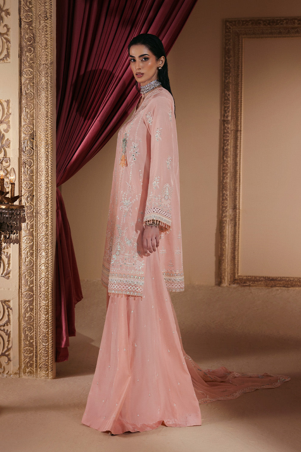 ALINA FORMALS - MSU7103