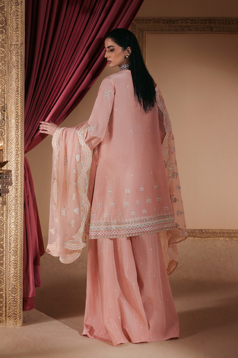 ALINA FORMALS - MSU7103