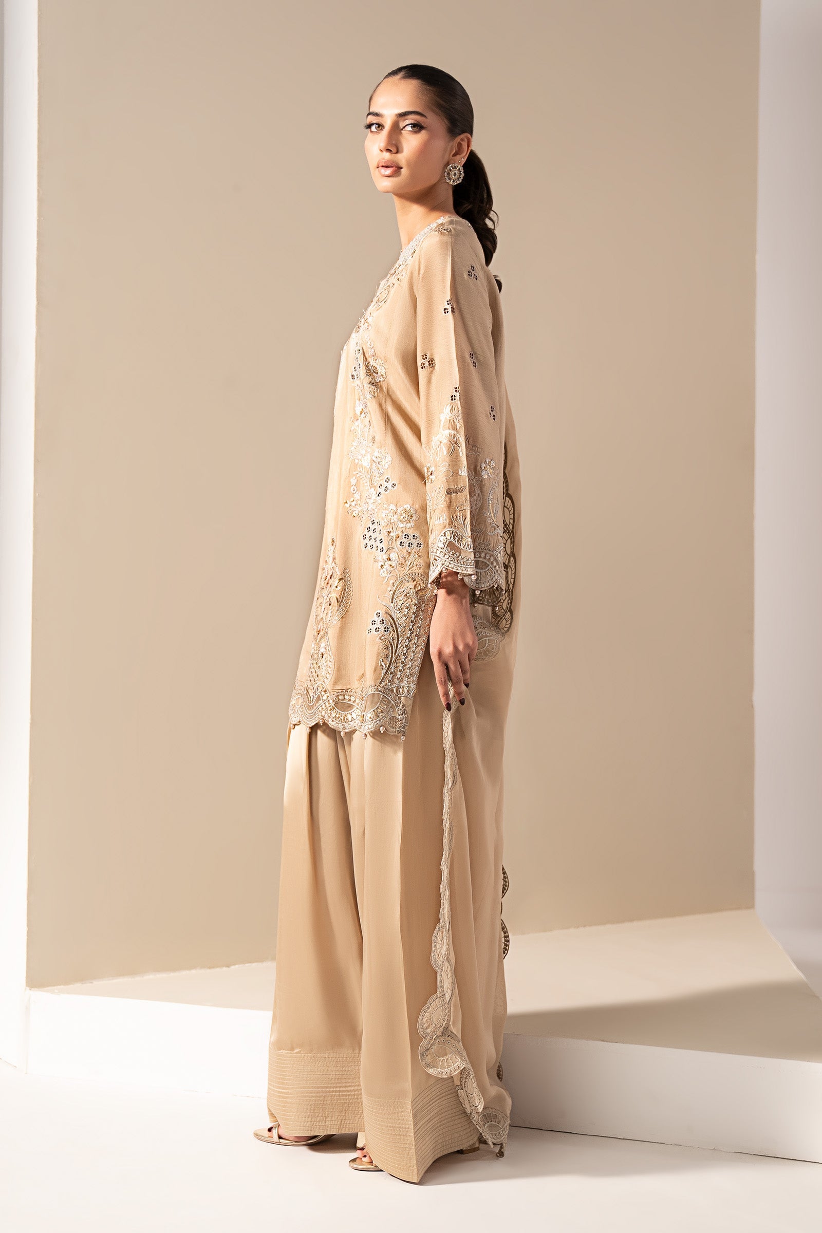 3 Piece Embroidered Yarn Dyed Suit