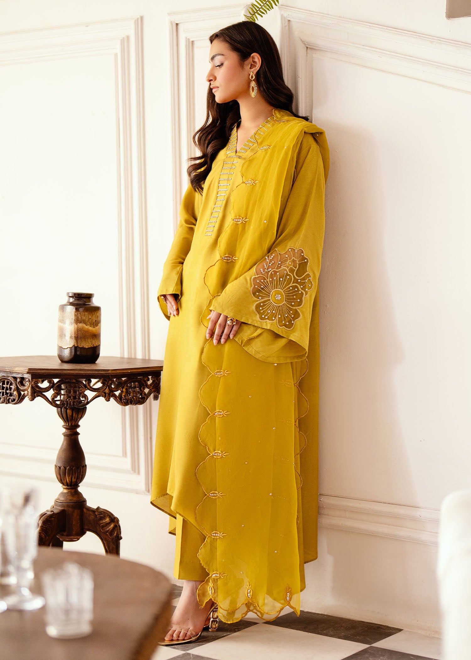 Mustard Frills