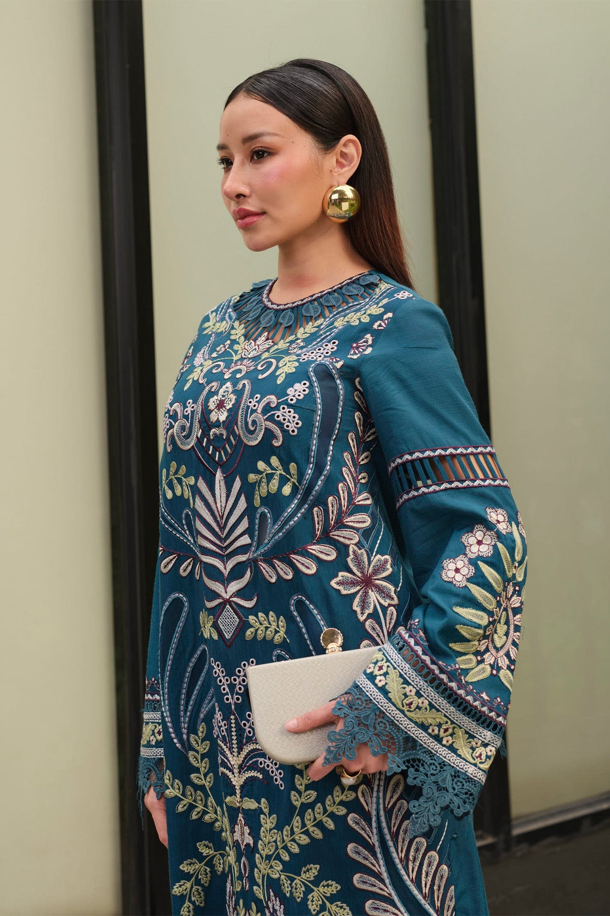 Mysie by Tahira