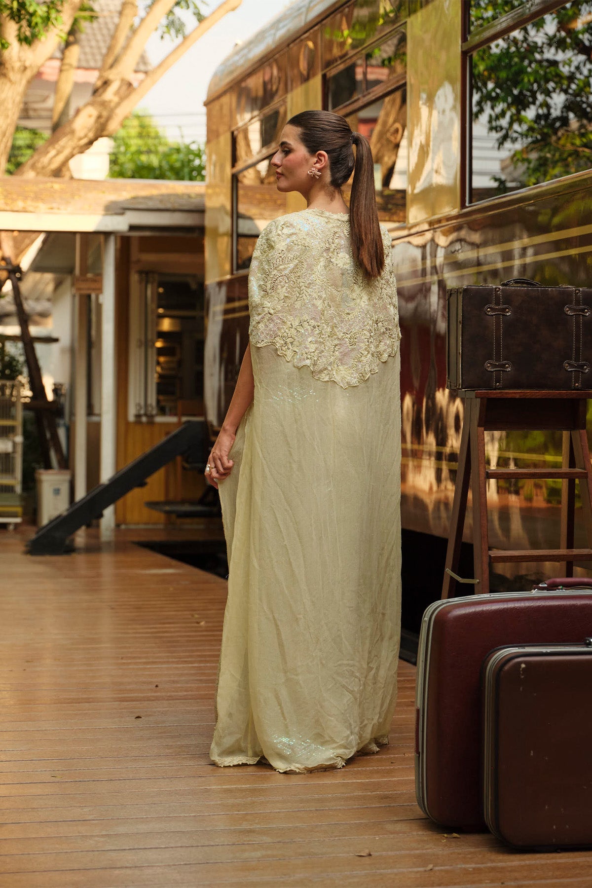 https://cdn.shopify.com/s/files/1/0523/4327/5696/files/MYSIEbyTAHIRA_1941.jpg?v=1770035308