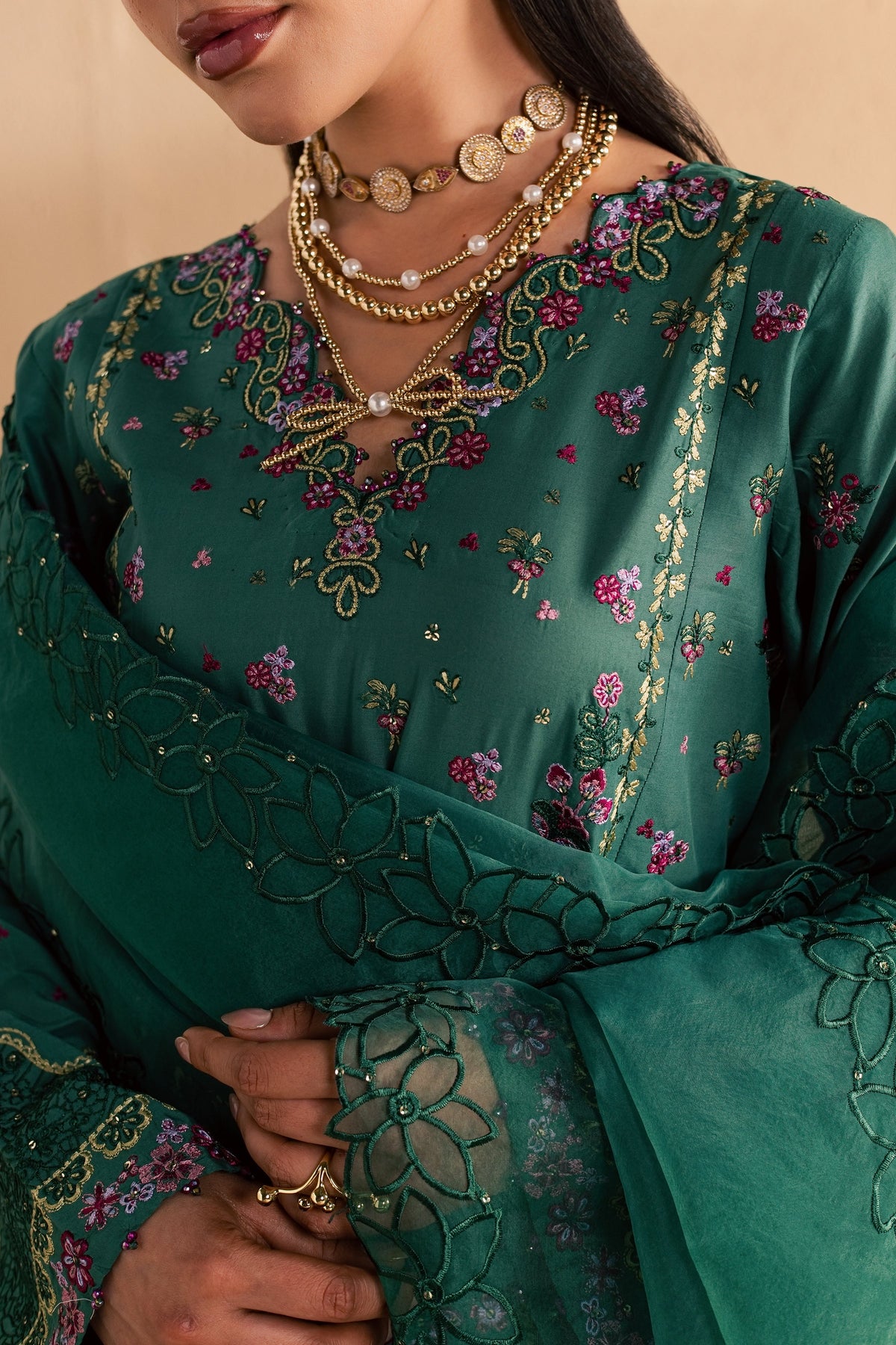 Marvi 3Pc - Festive Embroidered Lawn