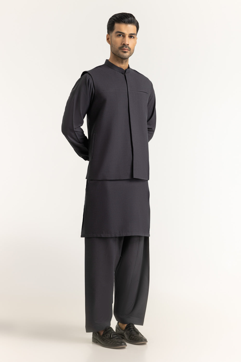 Regular Fit Styling Suits