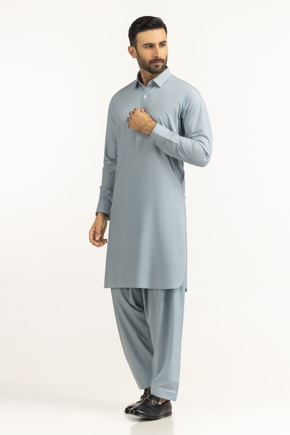 Regular Fit Styling Suits
