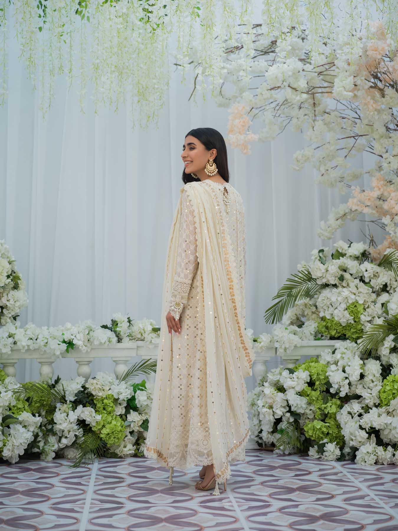 https://cdn.shopify.com/s/files/1/0412/9311/9639/products/Minhae.jpg?v=1755496718