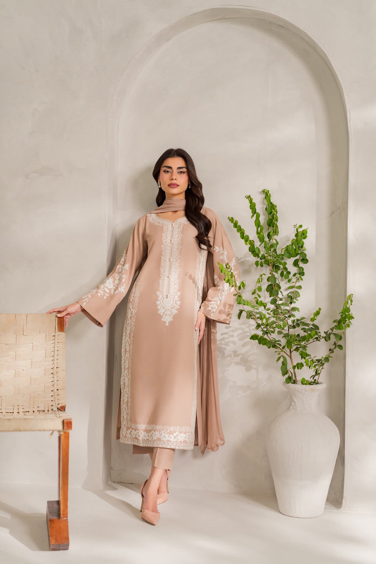 Anoosh | Ready to Ship