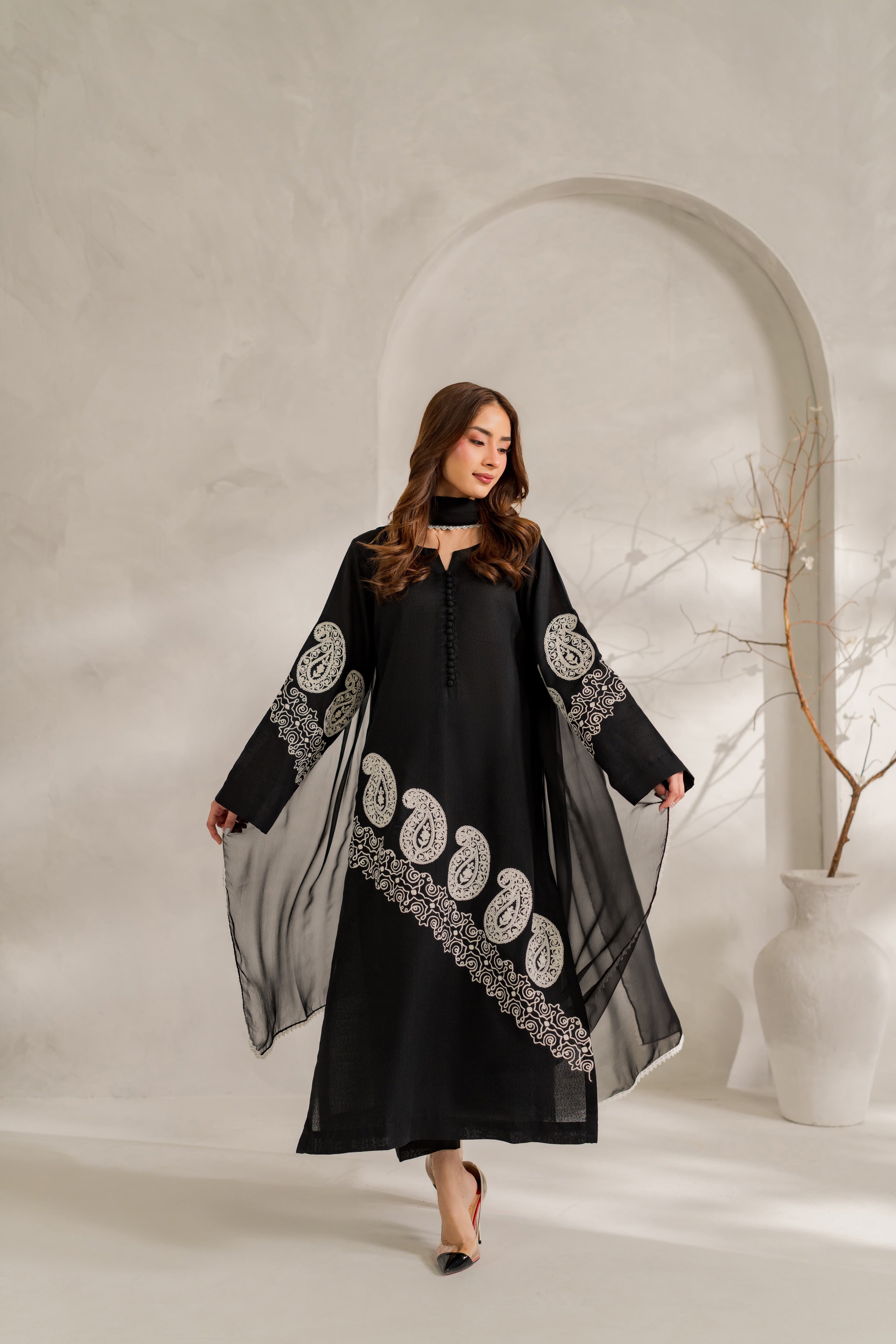 Ayna | Ready to Ship