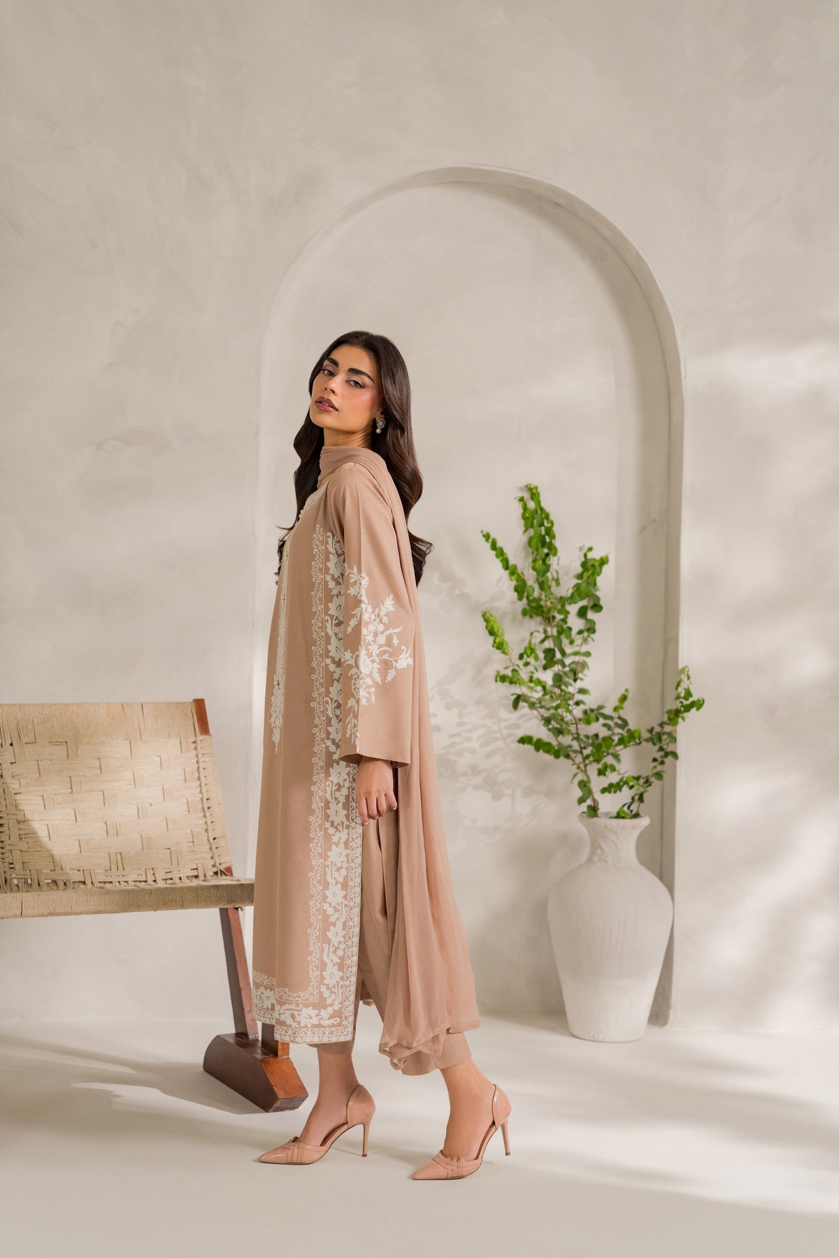 Anoosh | Ready to Ship