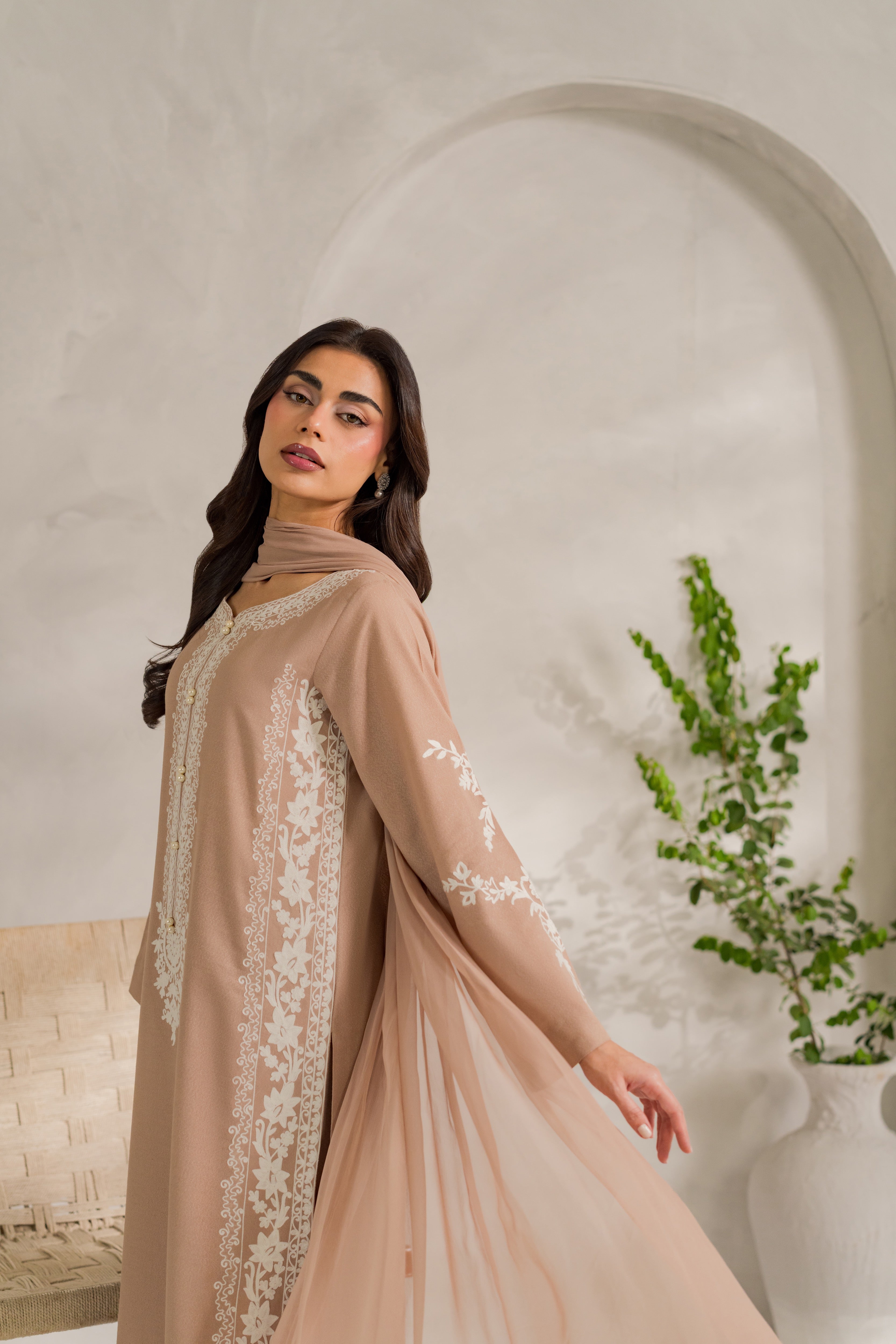 Anoosh | Ready to Ship