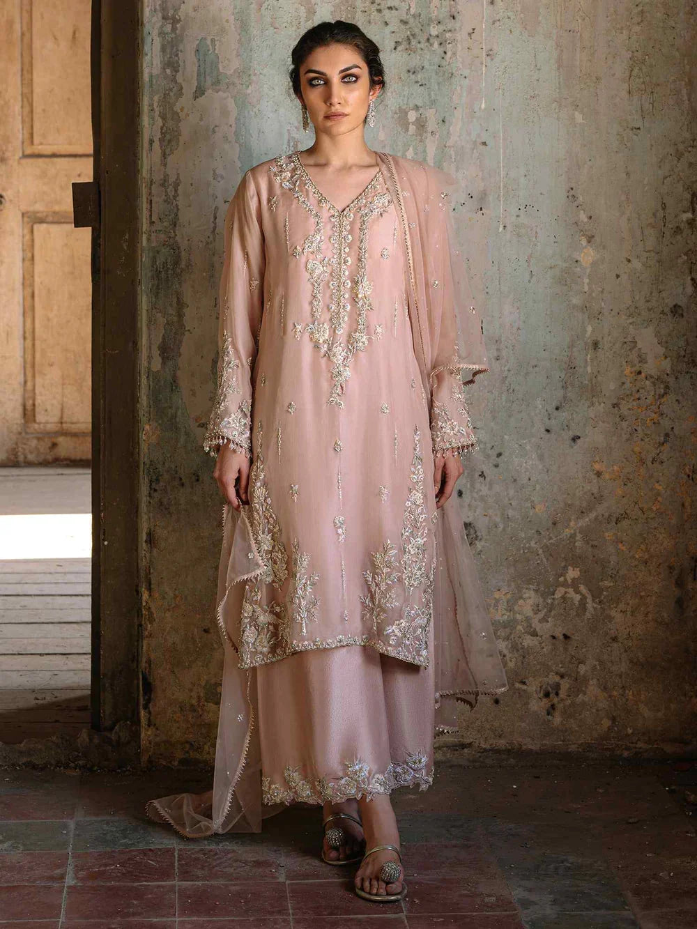 Misha Lakhani – Alisha Style