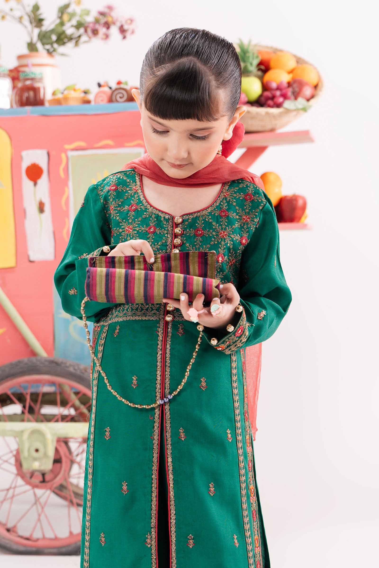https://cdn.shopify.com/s/files/1/0620/8788/9062/files/MksEA2552GreenCloseup_D.jpg?v=1745505248