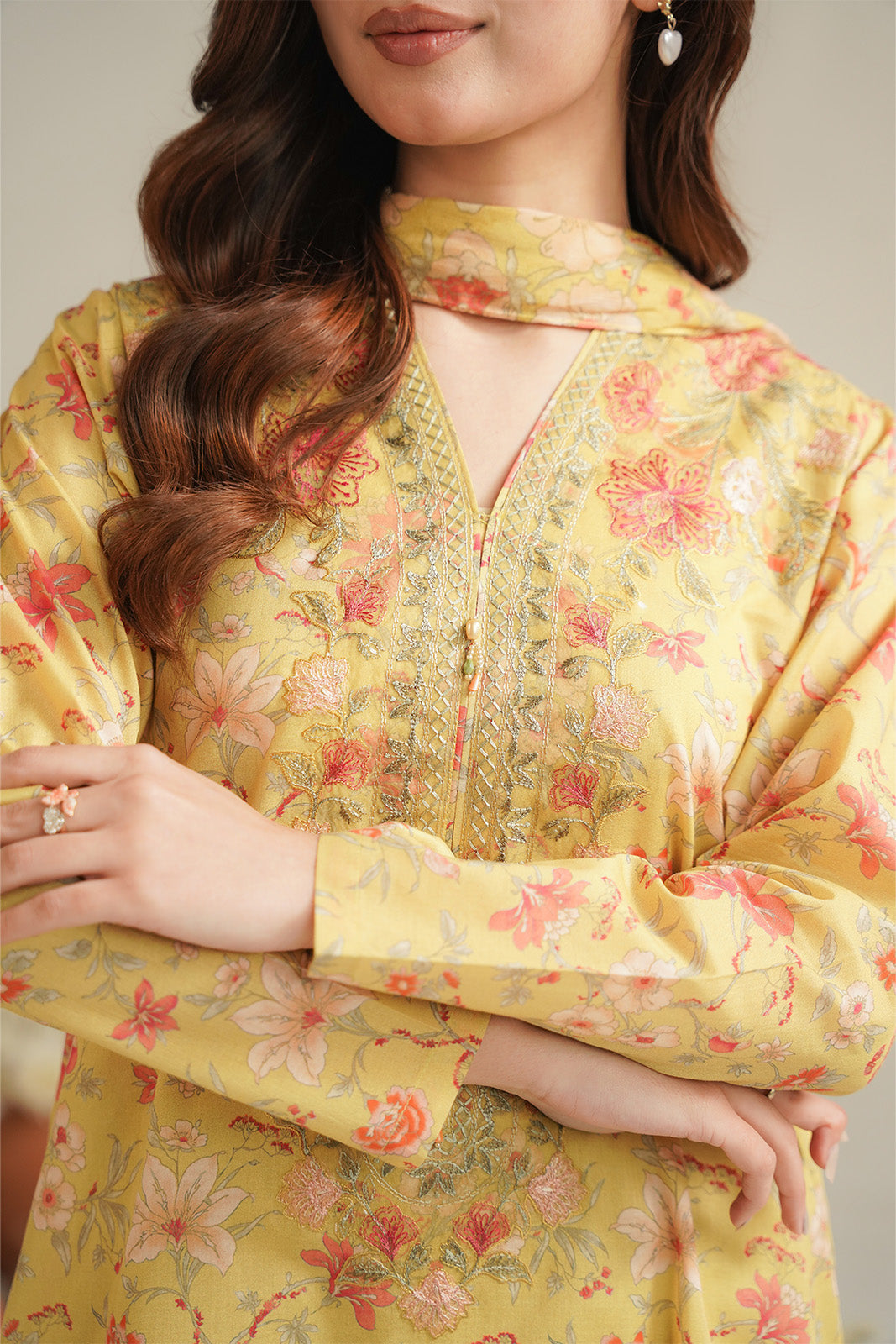 3 Piece Printed Lawn Embroidered Unstitched Suit (UC0135)