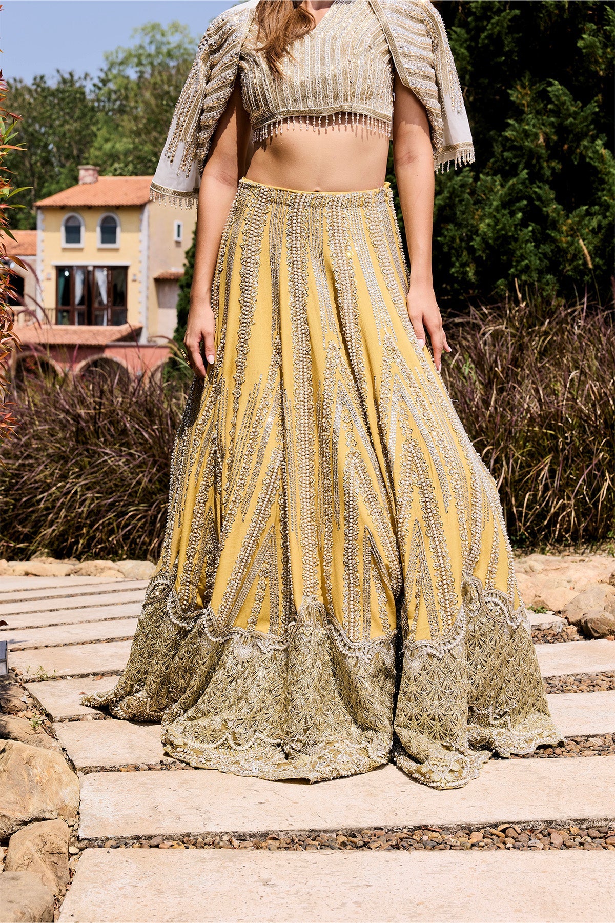 https://cdn.shopify.com/s/files/1/0523/4327/5696/files/MysiebyTahira3575.jpg?v=1776070581