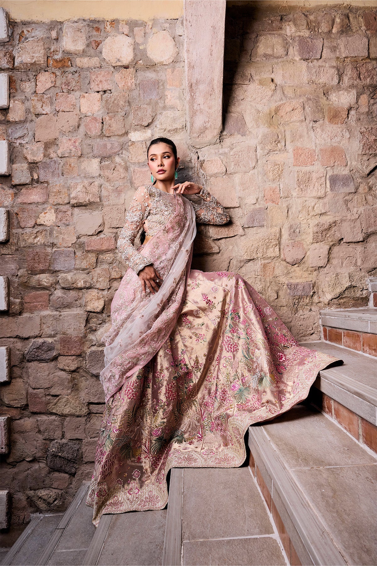 https://cdn.shopify.com/s/files/1/0523/4327/5696/files/MysiebyTahira3749.jpg?v=1776070964