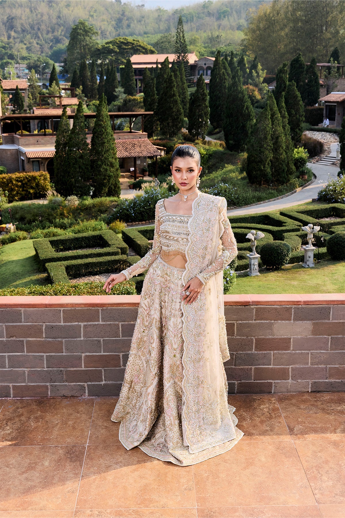 https://cdn.shopify.com/s/files/1/0523/4327/5696/files/MysiebyTahira4039.jpg?v=1776071976