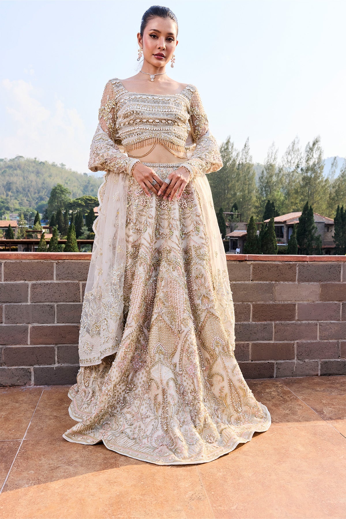 https://cdn.shopify.com/s/files/1/0523/4327/5696/files/MysiebyTahira4075.jpg?v=1776071976