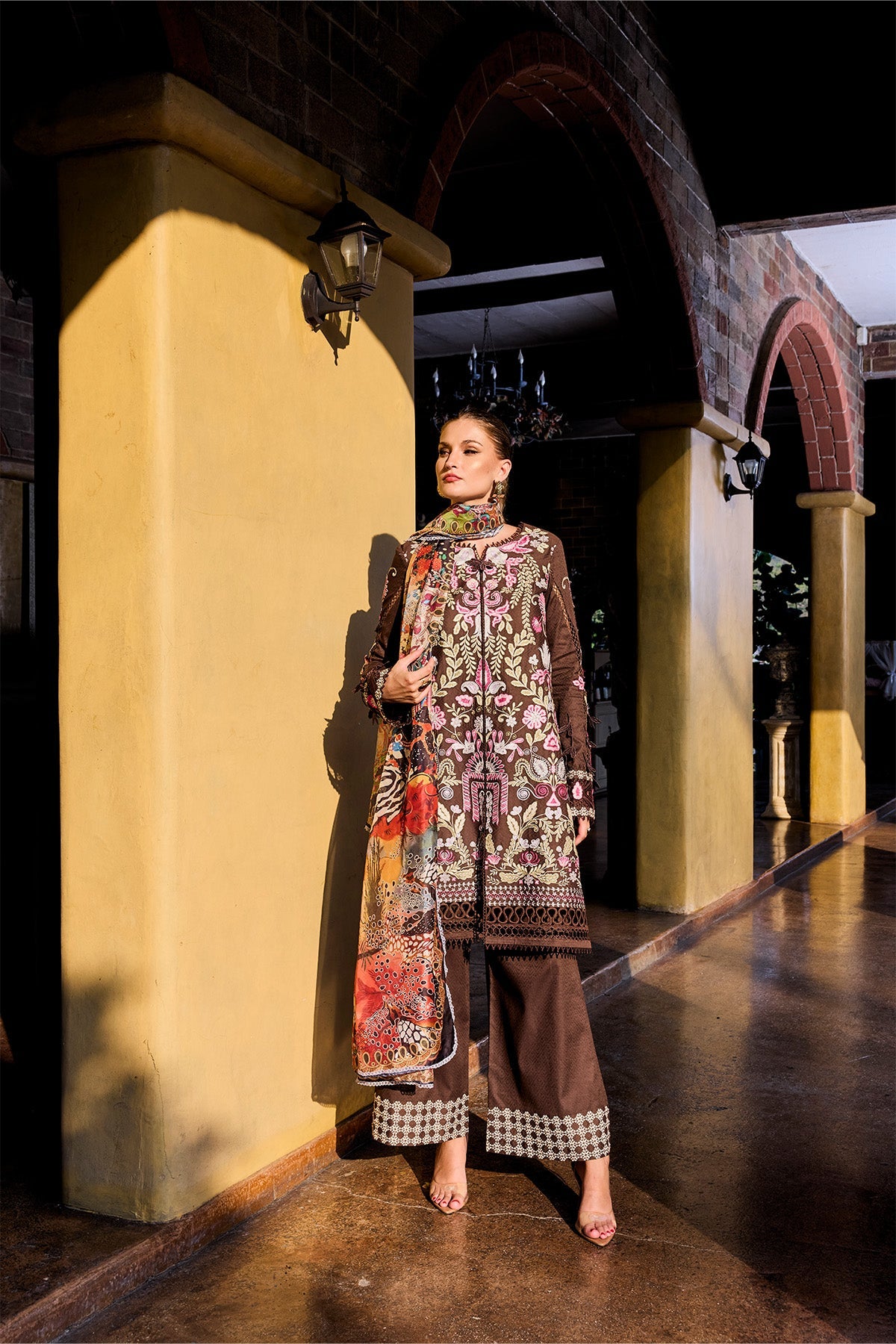 https://cdn.shopify.com/s/files/1/0523/4327/5696/files/MysiebyTahira4109.jpg?v=1777372172