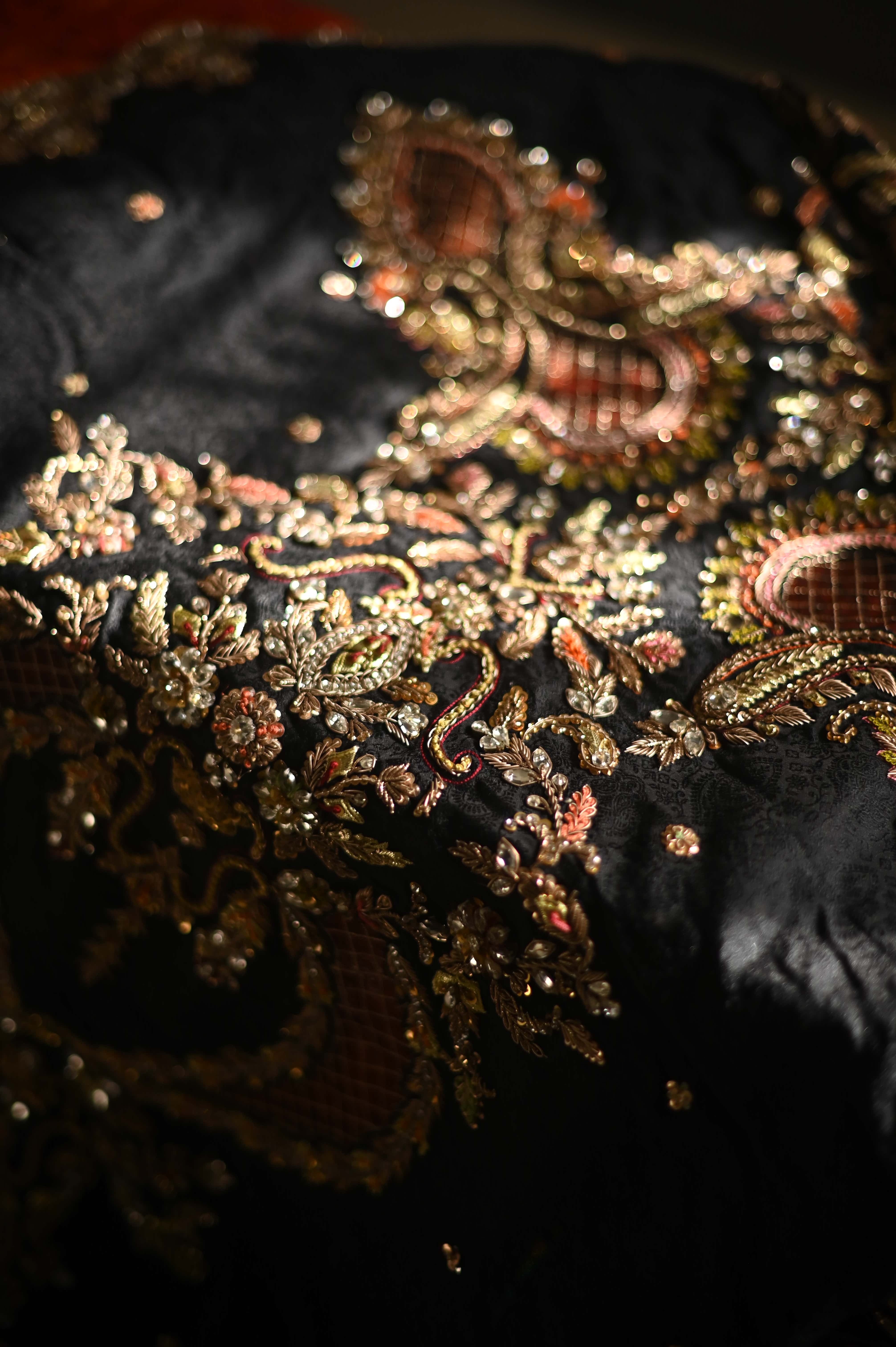 Black Embroidered Chaadar