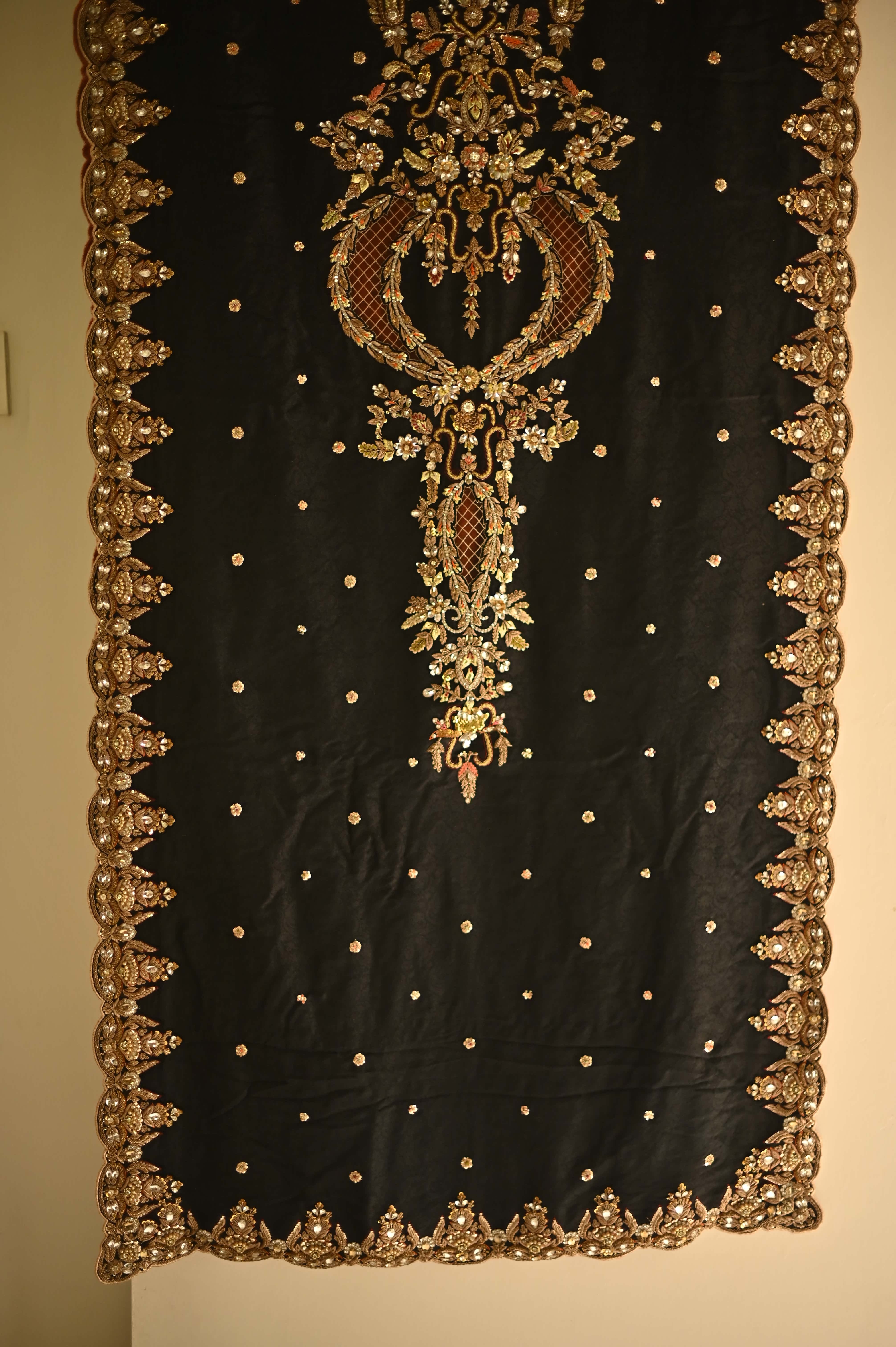 Black Embroidered Chaadar