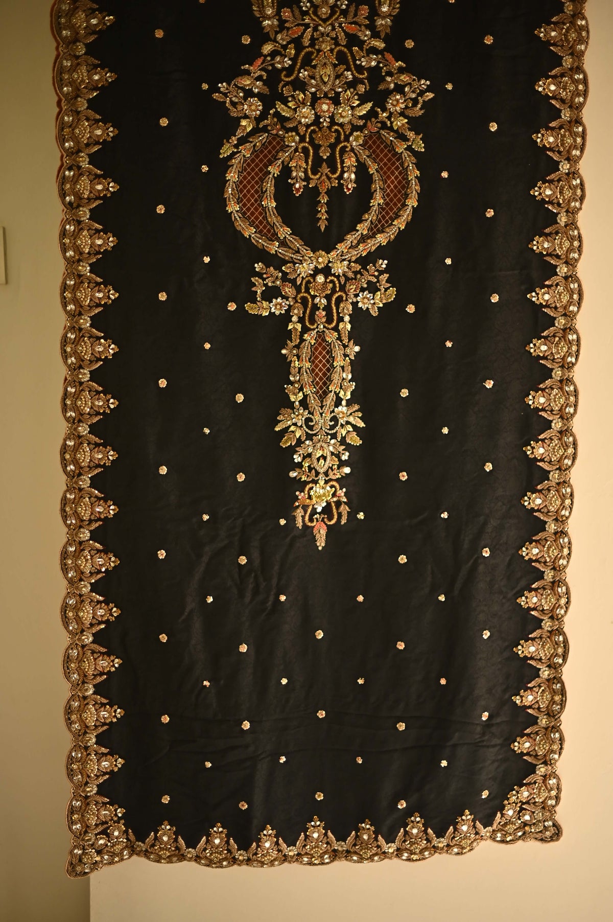 Black Embroidered Chaadar