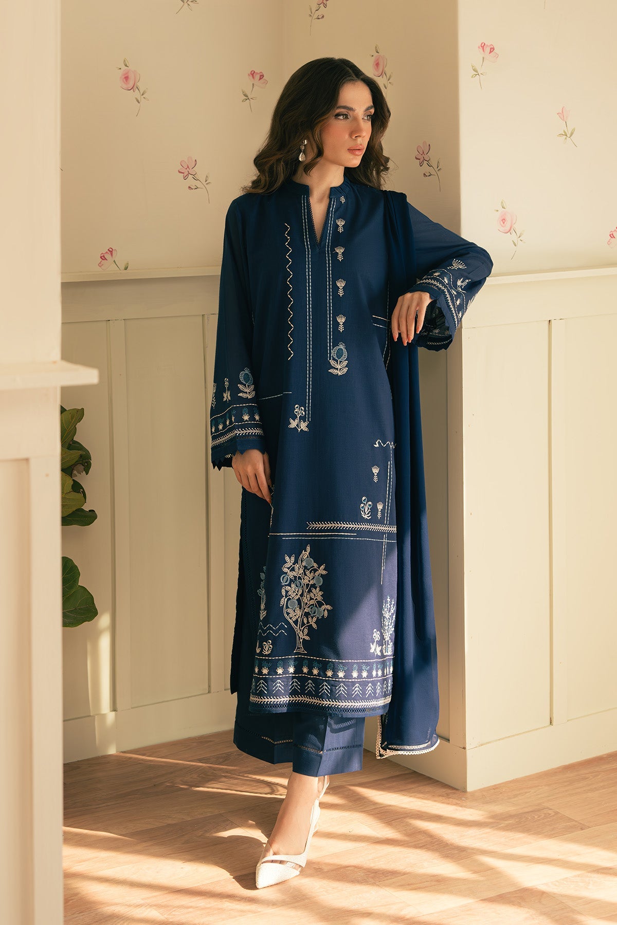https://cdn.shopify.com/s/files/1/0704/5916/2937/files/NAT04505-Enhanced-NR.jpg?v=1752139849
