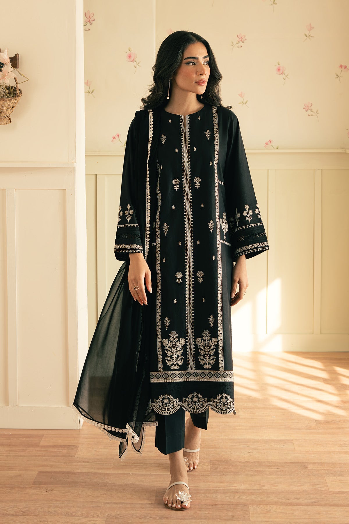 https://cdn.shopify.com/s/files/1/0704/5916/2937/files/NAT04630-Enhanced-NR.jpg?v=1752139845