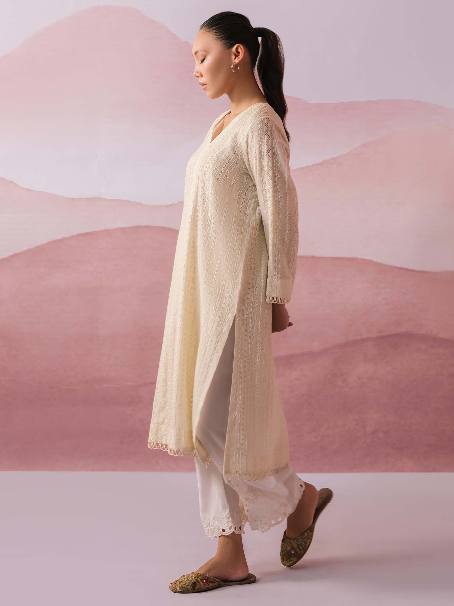 ALISHAalisha-18