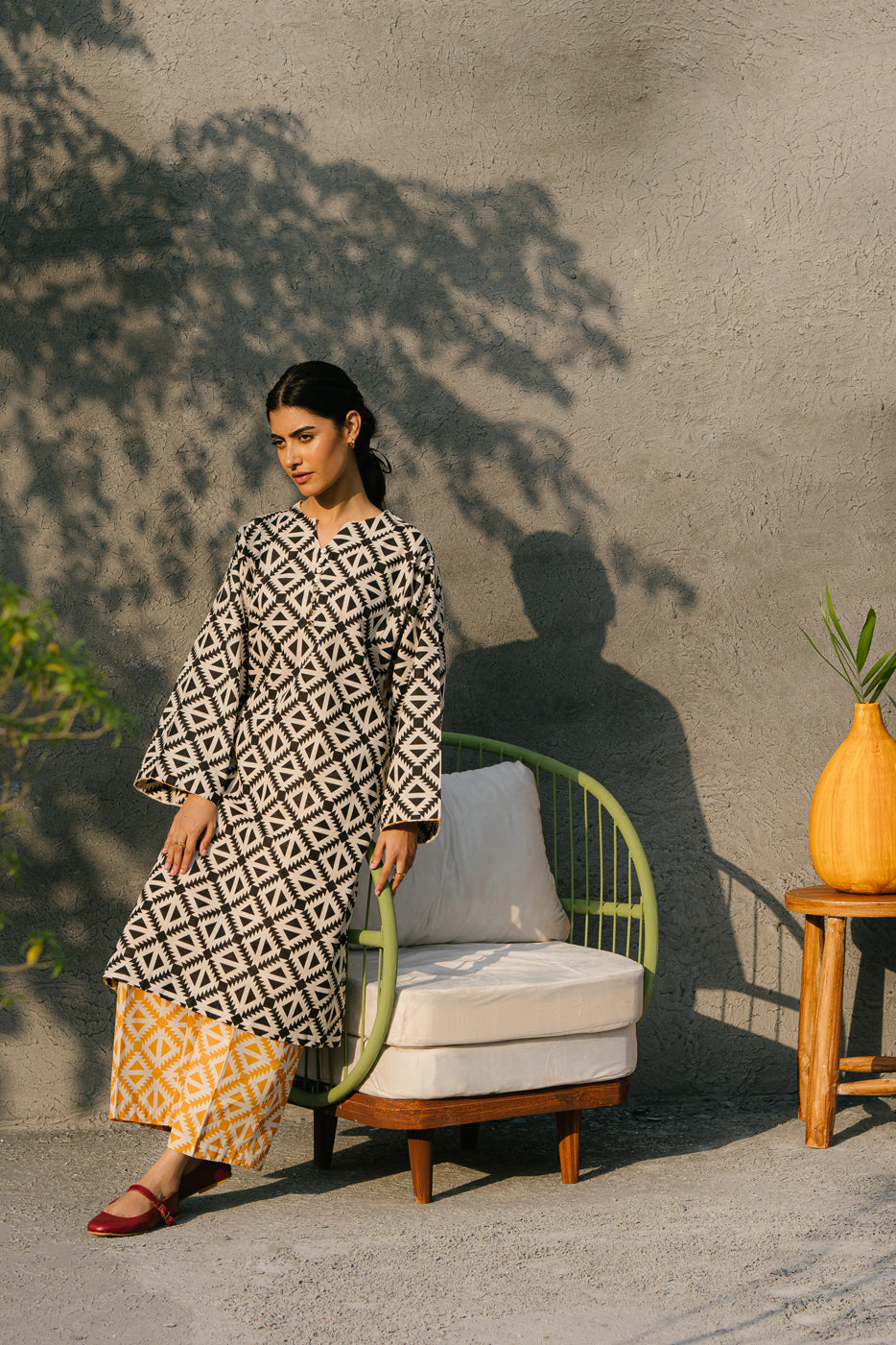 2 Piece Printed Khaddar Suit (Pret)