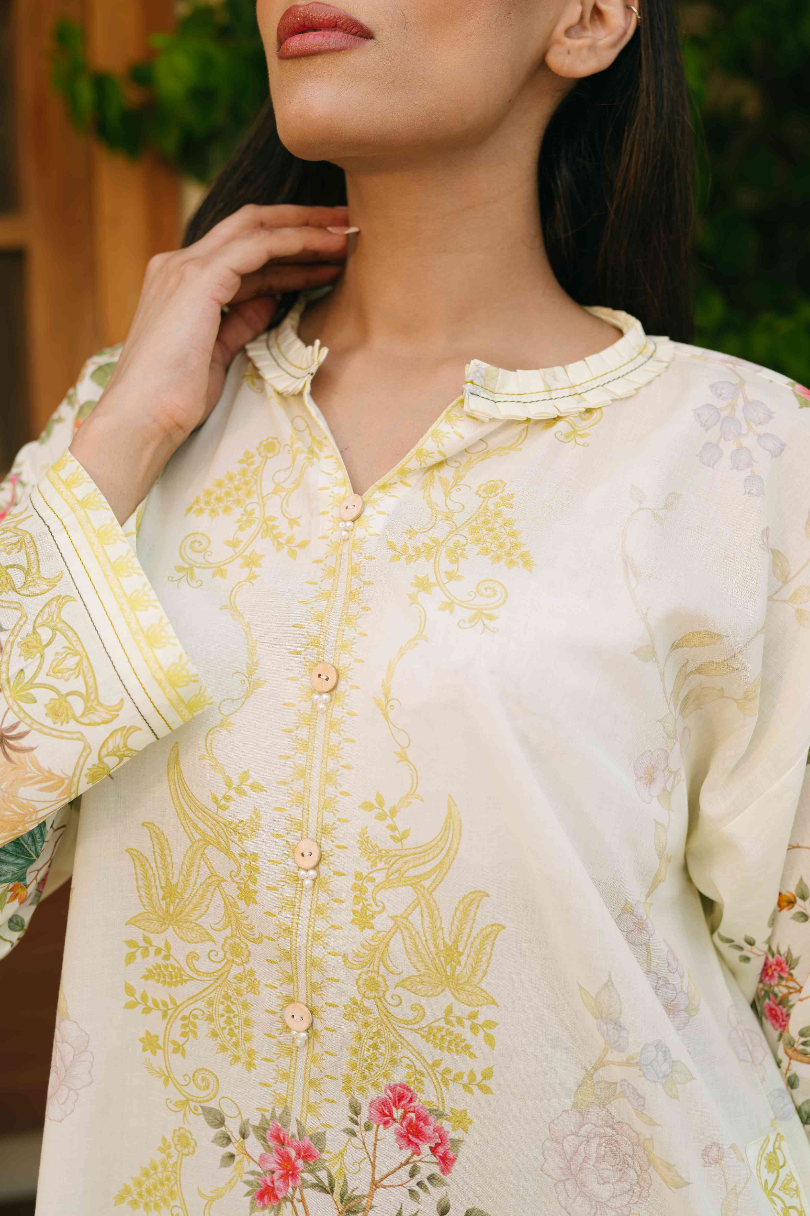 https://cdn.shopify.com/s/files/1/0663/9616/0233/files/NAT08376.jpg?v=1775625301