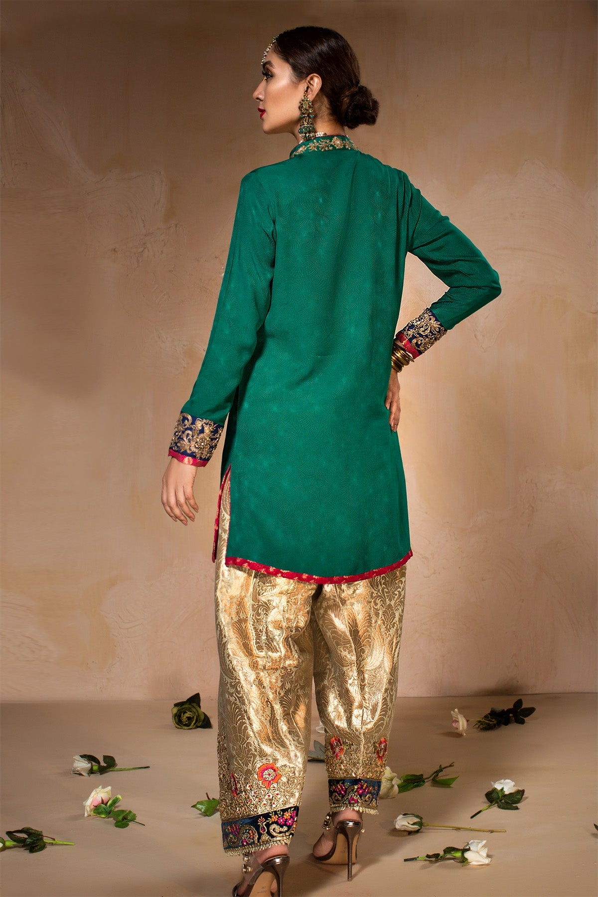 https://cdn.shopify.com/s/files/1/0742/2718/8017/files/NML-N-Shalwar-91-1_2.jpg?v=1754553890