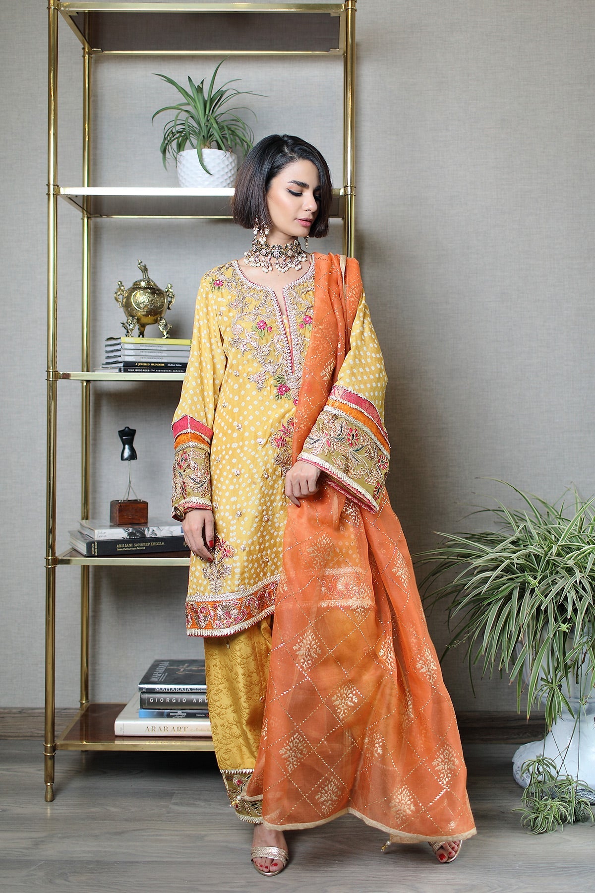 NickieNina