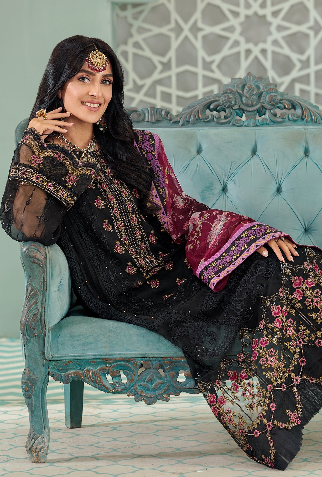 NOOR-CHIFNLSRKRI22-D8-NOIR-S