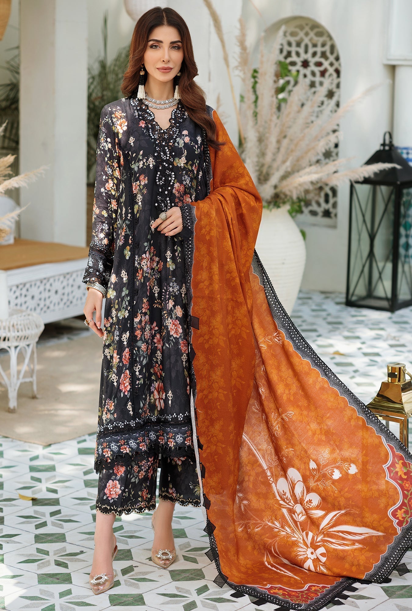 NOOR-EMBPRNTSHWL22-D1-A-RUST-WOOD-S
