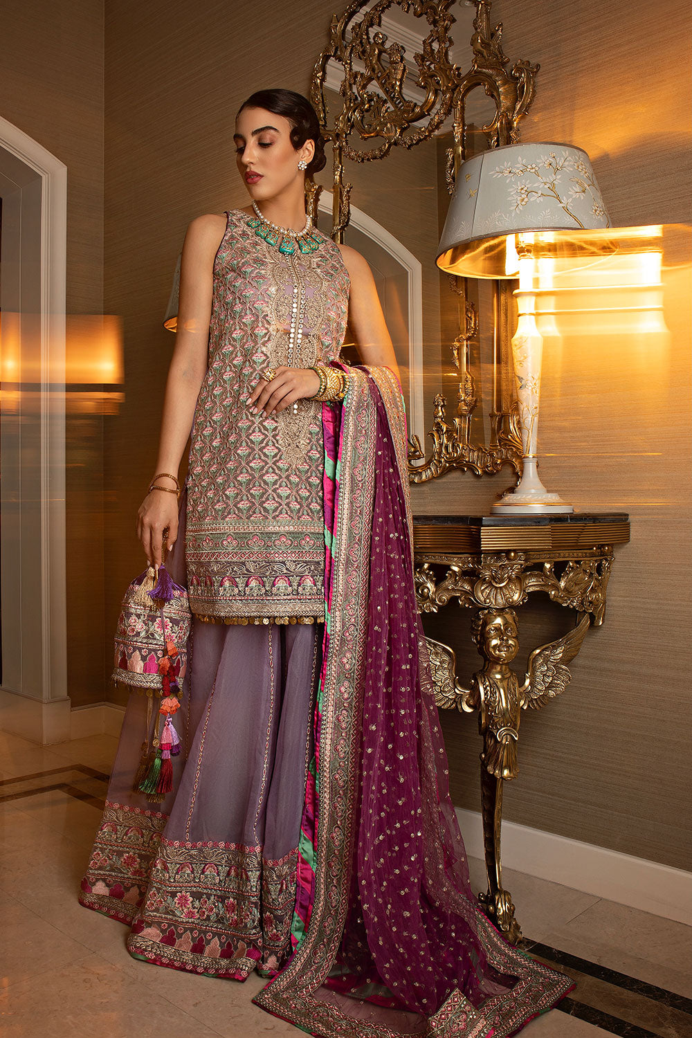 Design 04 Nur 2020 Unstitched