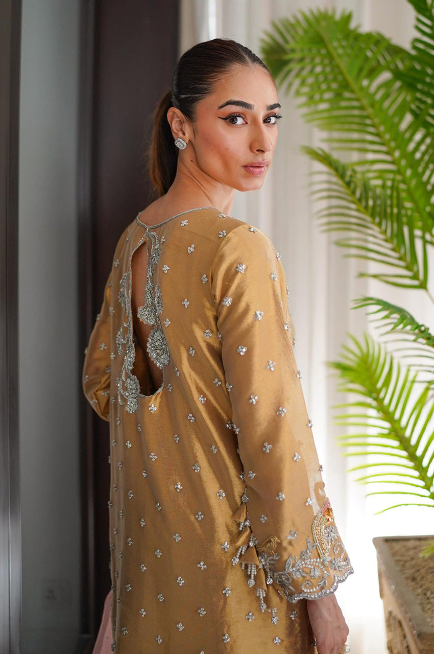 Noor Gold
