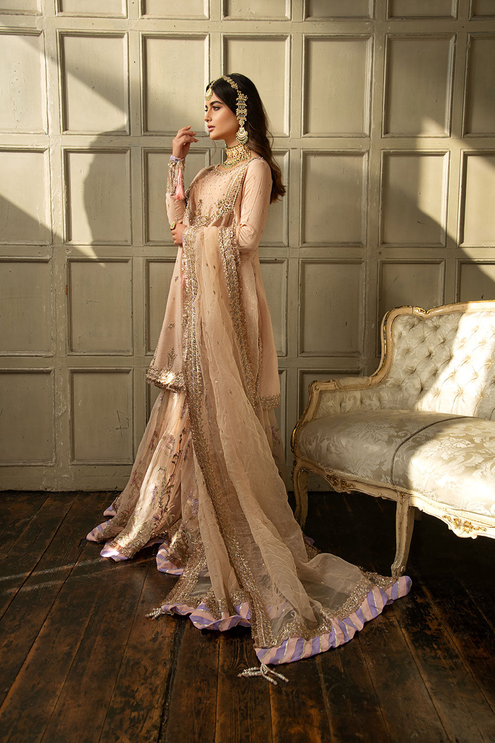 Design 05 NUR Festive Collection '23 Unstitched