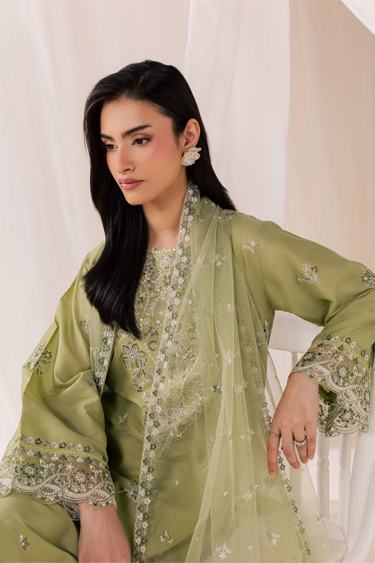 Olive Vasl 3Pc - Luxury Embroidered Lawn